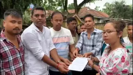শিৱসাগৰ: ভটিয়াপাৰৰ ৰিগৰ বিস্ফোৰণৰ পাছত শিৱসাগৰ সদৰত শ্ৰী কৃষ্ণ আগৰৱালাৰ বিৰুদ্ধে প্ৰতিবাদ সাব্যস্ত বীৰ লাচিত সেনা অসমৰ