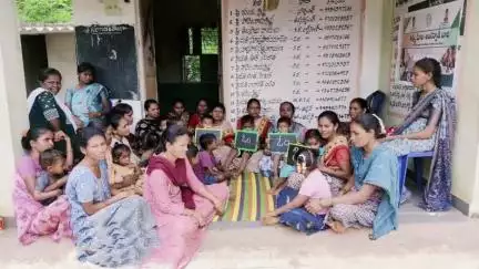 ఇల్లందు: నియోజకవర్గ వ్యాప్తంగా అంగన్వాడీ పాఠశాల ఆధ్వర్యంలో సామూహిక అక్షరాభ్యాసం కార్యక్రమం నిర్వహణ