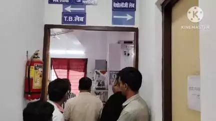 बड़ौद: शासकीय सामुदायिक स्वास्थ्य केंद्र बड़ौद का मुख्य चिकित्सा एवं स्वास्थ्य अधिकारी ने किया निरीक्षण, दिए दिशा निर्देश