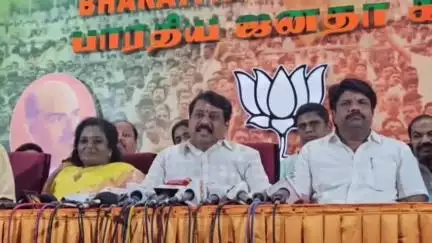 மாம்பலம்: "22ம் தேதி முருகரை எங்கள் கையில் எடுக்கிறோம், 2026ல் தமிழ்நாட்டை கையில் எடுப்போம்" - கமலாலயத்தில் நயினார் நாகேந்திரன் பேட்டி