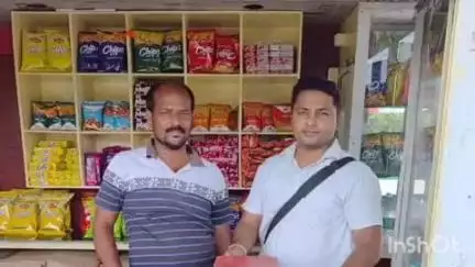 चौरीचौरा: चौरी चौरा में आशुलिपिक कार्यालय से गायब हुआ रजिस्टर रेलवे स्टेशन के कूड़ेदान में मिला