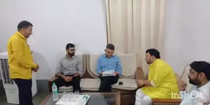 डही: कलेक्टर के कुक्षी पहुंचने पर प्रदेश भाजपा मंत्री जयदीप पटेल ने की मुलाकात, बायपास बनाने की मांग