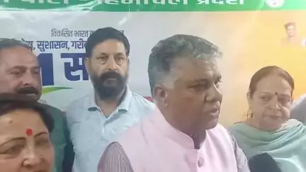 धर्मशाला: लायंस क्लब धर्मशाला में भाजपा द्वारा प्रोफेशनल मीट का आयोजन किया गया, सांसद डॉ राजीव भारद्वाज रहे मौजूद