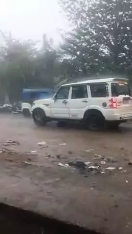 आज गढ़वा में हुआ जोरदार बारिश मौसम हुआ सुहाना।।।।।।।।।।।।