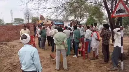 पटेरा: पटेरा के प्रभारी तहसीलदार शिवराम चढ़ार हरपालपुरा पहुंचे, कलेक्टर से शिकायत मामले की जांच की