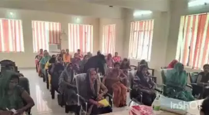 प्रतापगढ़: सदर समेत जिले के सभी विकास खण्डों में आयोजित सूक्ष्म उद्यम सखी परीक्षाओं में 560 प्रतिभागी हुए शामिल