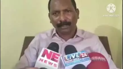 তিনিচুকীয়া: সদৰত  শ্ৰমিকক "গুণ্ডা" আখ্যা দিয়া ব্যৱসায়ীক তীব্ৰ গৰিহণা বিধায়ক সঞ্জয় কিষাণৰ