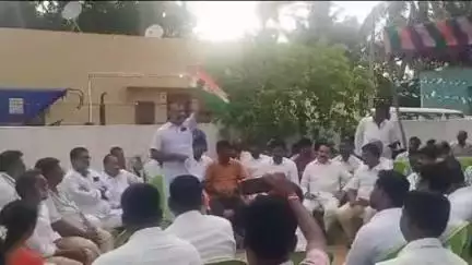కళ్యాణదుర్గం: ఆర్డీటీని పరిరక్షించి తీరుతాం:బోరంపల్లి లో అనంతపురం డిప్యూటీ మేయర్ కోగటం విజయభాస్కర్ రెడ్డి