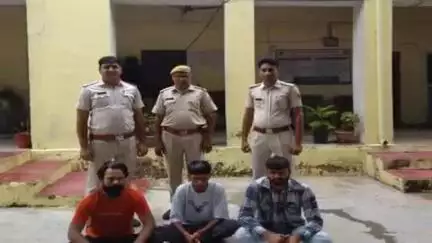 सीकर: सीकर जिले में असामाजिक तत्वों के खिलाफ पुलिस ने चलाया अभियान, 277 स्थानों पर दी गई दबिश