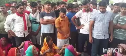 बलिया: भिखारीपुर के ग्रामीणों ने दो किशोरों के शव को सड़क पर रखकर सागरपाली–बैरिया मार्ग किया जाम