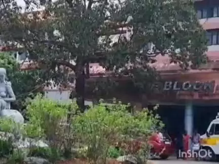 കുട്ടനാട്: വേഴപ്രയിൽ മധ്യവയസ്കൻ പാടശേഖരത്തിന്റെ മോട്ടോർ തറയുടെ ചാലിൽ മരിച്ച നിലയിൽ