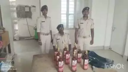मानसी: मानसी जीआरपी रेल पुलिस ने 6.75 लीटर शराब बरामद की