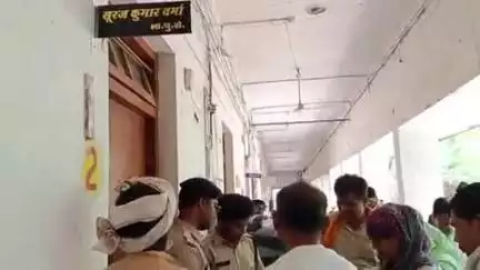 दतिया नगर: एसपी कार्यालय में एसपी सूरज कुमार वर्मा ने की जनसुनवाई, नागरिकों ने ज़मीनी व आपराधिक मामलों को लेकर दिए आवेदन