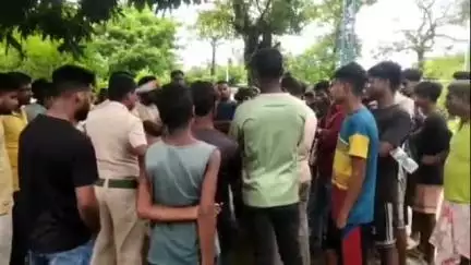 ধুবুৰী ভাগ: আচামী পলায়নক কেন্দ্ৰ কৰি চাপৰ শালকোচা আৰক্ষী চকীত উত্তপ্ত পৰিস্তিতি