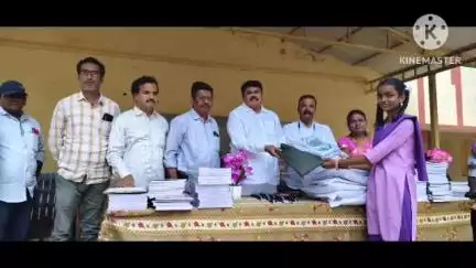 హిందూపురం ఎంజీఎం ప్రభుత్వ పాఠశాలలో సర్వేపల్లి రాధాకృష్ణ విద్యార్థి మిత్ర కిట్ల పంపిణీ