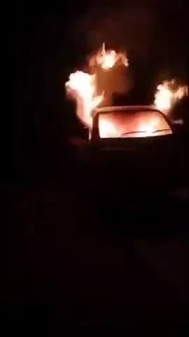 खाजूवाला: दंतौर खाजूवाला सड़क मार्ग पर 79 फाल के पास चलता टेंपो बना आग का गोला
