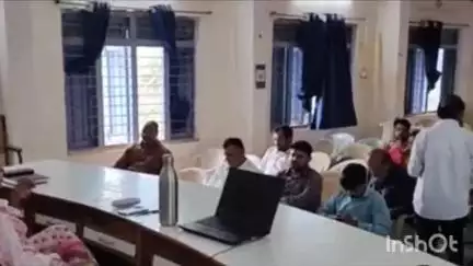 सिवनी मालवा: जनपद पंचायत सभागार में जनसुनवाई का आयोजन, एसडीएम ने 16 शिकायती आवेदनों पर कार्रवाई के निर्देश दिए
