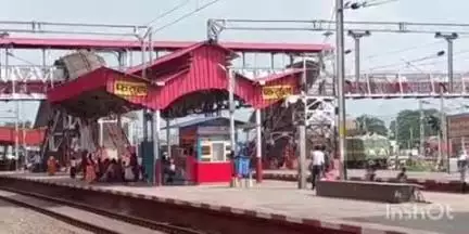 फतुहा: आरपीएफ ने स्टेशन से गुजरने वाली ट्रेनों में चलाया विशेष चेकिंग अभियान