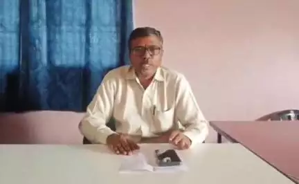 అలంపూర్: రైతు భరోసాకు రైతులు దరఖాస్తు చేసుకోవాలి;AO జనార్దన్