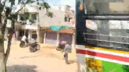 ఆందోల్: జోగిపేట పట్టణంలో వ్యాపార సంస్థల బంద్ సంపూర్ణం