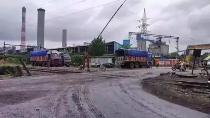ফরাক্কা: ফারাক্কা বারবার মেরামতি, তবু অধরাই রইল স্থায়ী সমাধান #jansamasya