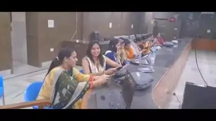 वंदे गंगा जल संरक्षण अभियान के तहत जिला परिषद सभागार में राजीविका प्रशिक्षण का आयोजन हुआ