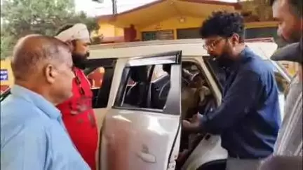 पाटी: पाटी विकासखंड के खेतीखान में बुलेरो और बाइक के बीच हुई जबरदस्त भिड़ंत, पति-पत्नी गंभीर रूप से घायल