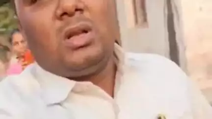 बेल्थरा रोड: भिटा गांव में भूमि विवाद के दौरान प्रधान और महिलाओं के बीच हुई बकझक व पधक्कामुक्की, पुलिस ने किया बीच-बचाव, वीडियो वायरल