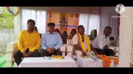 अकलतरा: परसाहीनाला गांव में धरती आबा जनजातीय ग्राम उत्कर्ष योजना की शुरुआत, जनजाति समुदाय की समस्याओं का हुआ समाधान
