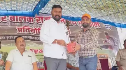 मंडला: महात्मा गांधी स्टेडियम ग्राउंड में मंडला ने सिवनी, जबलपुर और रायसेन को हराया