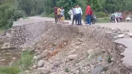 पांवटा साहिब: पावंटा साहिब कोटडी ब्यास के लोगों को डराने लगा दोपहरिया खड्ड