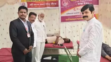 वैजापूर: शालिवाहन नागरी पतसंस्थेकडून रक्तदान शिबिराचे आयोजन,32 रक्तदात्याने केले रक्तदान