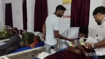 बंशीधरनगर (नगर उंटारी): सीताचुइया घाटी के पास अनियंत्रित टेंपो पलटा, 5 यात्री घायल, एक महिला गंभीर