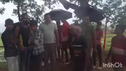 बिशुनपुरा: बिशनपुर थाना क्षेत्र के अमहर गांव में आंधी-बारिश के दौरान ब्रजपात से एक महिला की मौत
