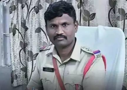 అలంపూర్: మేడికొండలో పేకాట స్థావరంపై పోలీసులు దాడులు.. 12,800 నగదు స్వాధీనం ;ఎసై శ్రీనివాసరావు