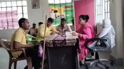 धमदाहा: ऊ ऊ वि बघवा के प्रधान द्वारा टोला सेवक में बहाली के नाम पर घुस मांगने के मामले की एसडीओ के आदेश पर शुरू हुई जांच