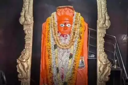 రామారెడ్డి: ఇసనపల్లి గ్రామంలోని శ్రీ కాలభైరవ స్వామి ఆలయంలో సింధూర పూజలు
