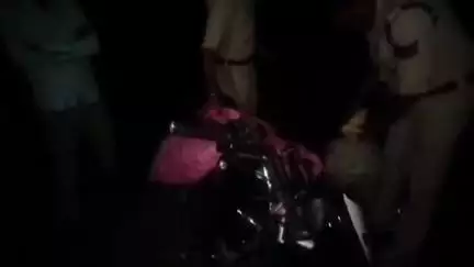 रहली: आबकारी विभाग रहली ने जबलपुर मार्ग पर 60 लीटर विदेशी शराब के साथ 2 आरोपियों को किया गिरफ्तार