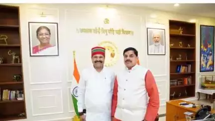 पवई: पवई विधानसभा क्षेत्र में विकास कार्यों को लेकर पवई विधायक ने मुख्यमंत्री से की मुलाकात