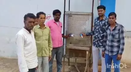 आरोन: सिविल हॉस्पिटल आरोन में भीषण गर्मी में पानी को तरसे मरीज और अटेंडर, जताई नाराजगी, लगाए लापरवाही के आरोप #jansamasya