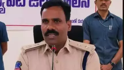 సూర్యాపేట: అక్రమ ఇసుక దందా పై ఎస్పీ సీరియస్.. ఏడుగురు కానిస్టేబుల్ పై వేటు: ఎస్పీ నరసింహా