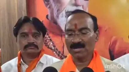 जळगाव: मुंबई व मराठी माणूस वाचवण्यासाठी दोघ ठाकरे बंधूंनी एकत्र यावे : शिवसेना ठाकरे गट उपनेते गुलाबराव वाघ