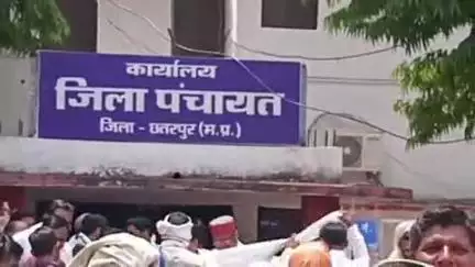 छतरपुर: छतरपुर तहसील क्षेत्र की 1 दर्जन ग्राम पंचायतों में सचिवों का हुआ स्थानांतरण!