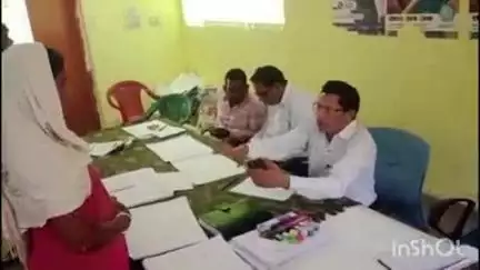 कुंडहित: बूथ लेवल के अधिकारियों को नक्शा बनाने का प्रशिक्षण दिया गया