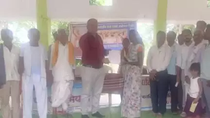 भंडारा: रावणवाडी येथे अनुसूचित जाती-जमातीतील नागरिकांना एकाच ठिकाणी शासकीय योजनांचा लाभ देण्यासाठी धरती आबा योजना शिबिर पार पडले