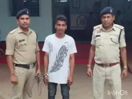 कुरूद: कुरूद पुलिस ने ₹25000 की लूट करने वाले मुख्य आरोपी को गिरफ्तार कर भेजा जेल, 2 आरोपी हुए फरार