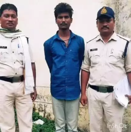 पुष्पराजगढ़: राजेंद्रग्राम पुलिस ने 2 किलो 70 ग्राम गांजे के साथ एक आरोपी को किया गिरफ्तार