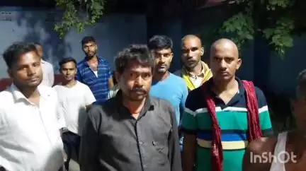 नवादा: नवादा जिले के रामपुर गांव में आकाशीय बिजली गिरने से एक किसान की मौत हुई