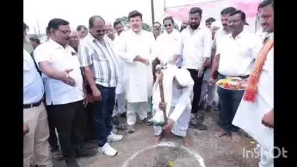 सावनेर: गुजरखेडी येथे आमदार डॉक्टर आशिष देशमुख यांच्या हस्ते भूमिपूजन कार्यक्रम संपन्न