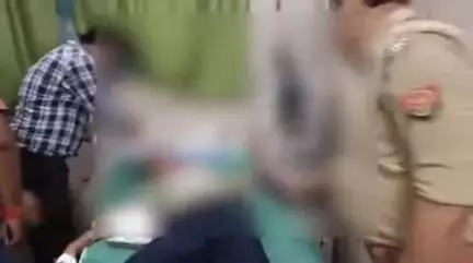 फर्रुखाबाद: फतेहगढ़ पुलिस लाइन के पास स्थित ट्विन टावर से शीशा गिरने से 5 प्रशिक्षु पुलिसकर्मी घायल, अस्पताल में कराया गया भर्ती